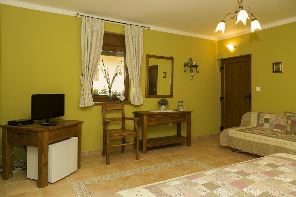 Hotel Rekreacny Dom Sisi Podhájska Zewnętrze zdjęcie